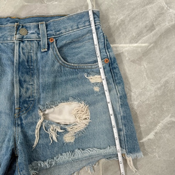 Women’s Levi’s 501 Distressed Ripped Button Fly Jean Shorts 100% Cotton Size 27 - Picture 15 of 16
